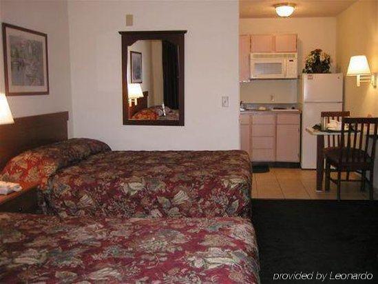 Intown Suites Extended Stay Greensboro Nc - Lanada Zimmer foto