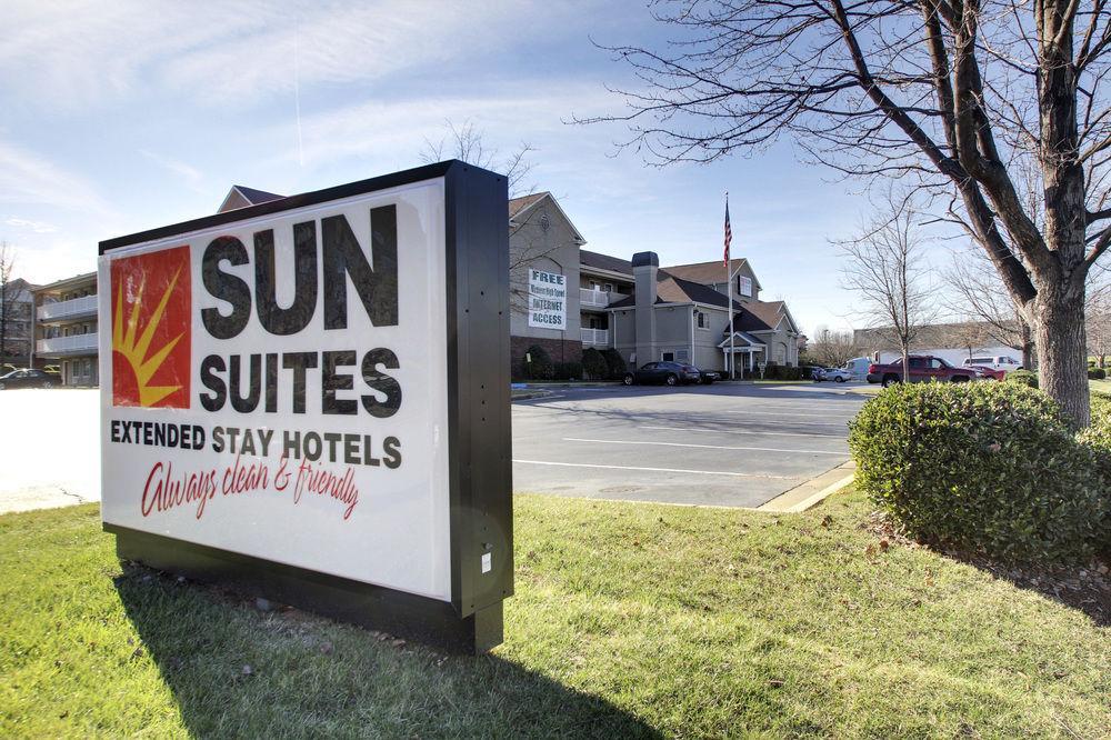 Intown Suites Extended Stay Greensboro Nc - Lanada Exterior foto